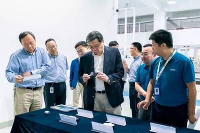 上汽集團(tuán)黨委書(shū)記、董事長(zhǎng)陳虹一行深入市場(chǎng)調(diào)研，共話產(chǎn)業(yè)發(fā)展新機(jī)遇